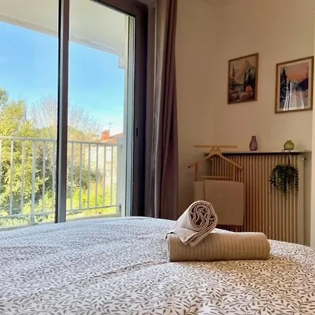 Cauderan - Proche Parc Bordelais 公寓 *